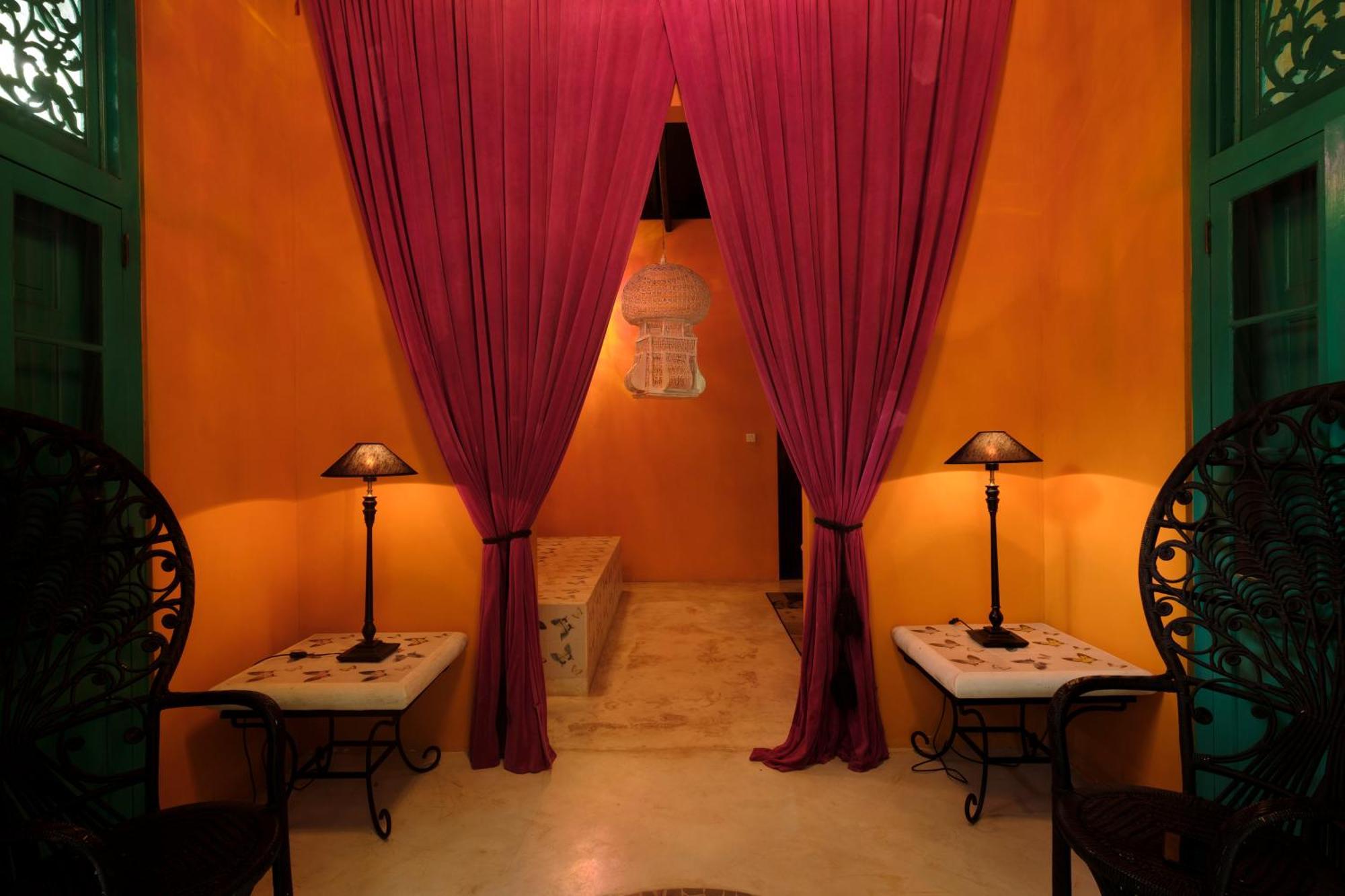 Casa Heliconia Hotel กัมปาฮา ภายนอก รูปภาพ