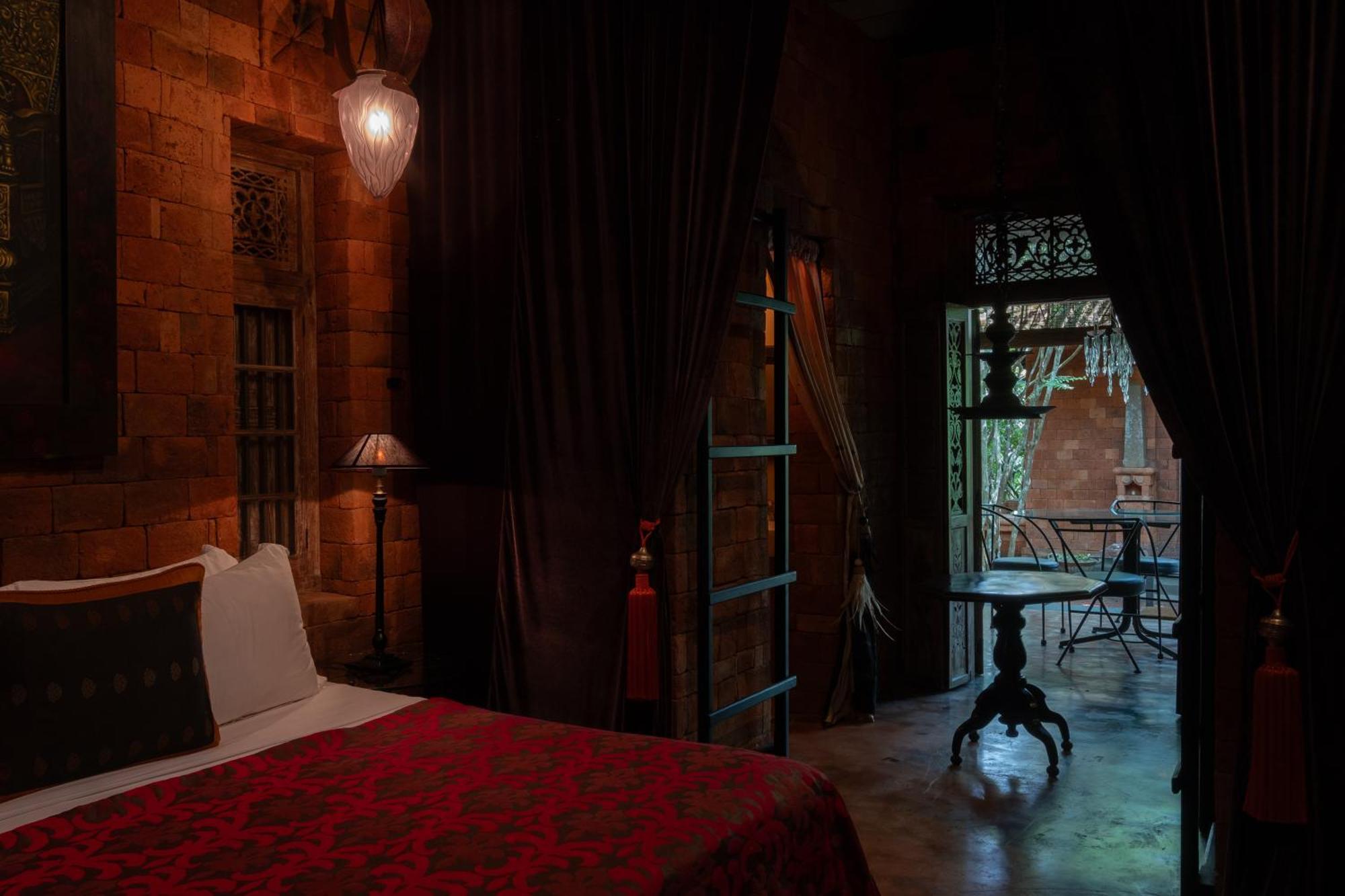 Casa Heliconia Hotel กัมปาฮา ภายนอก รูปภาพ